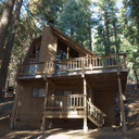 bigtreesvillagecabin.com