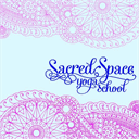 sacredspaceyogaschool.com