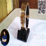 bygreennielloware.com